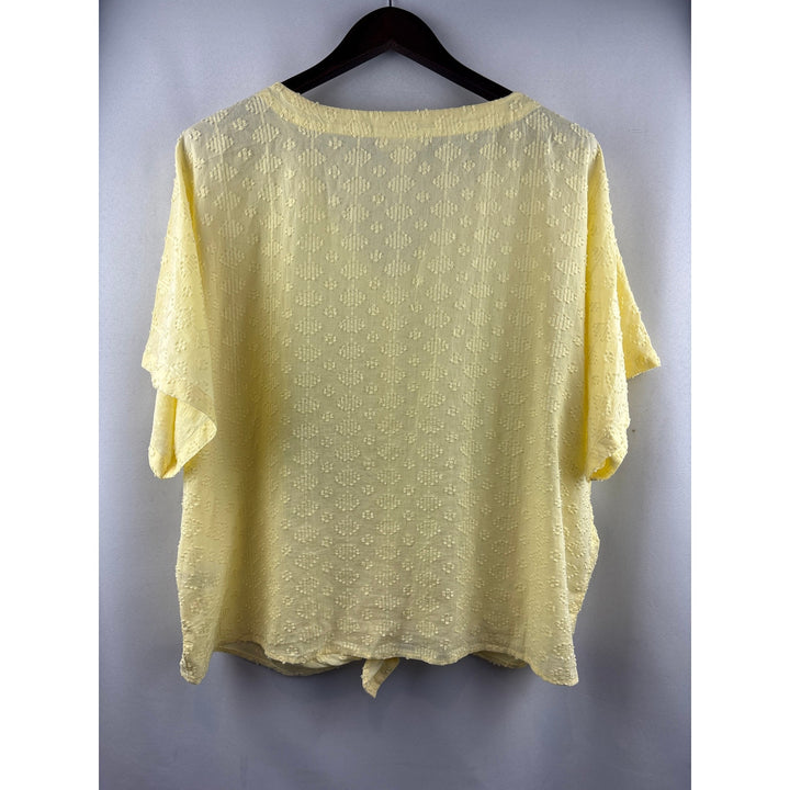 Women’s Style&Co. XXL Butter Yellow Short Sleeve Blouse