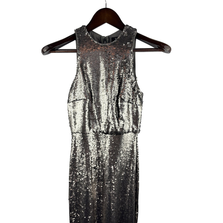 Women’s Lulus XS Sliver Sequined Sleeveless Evening Gown