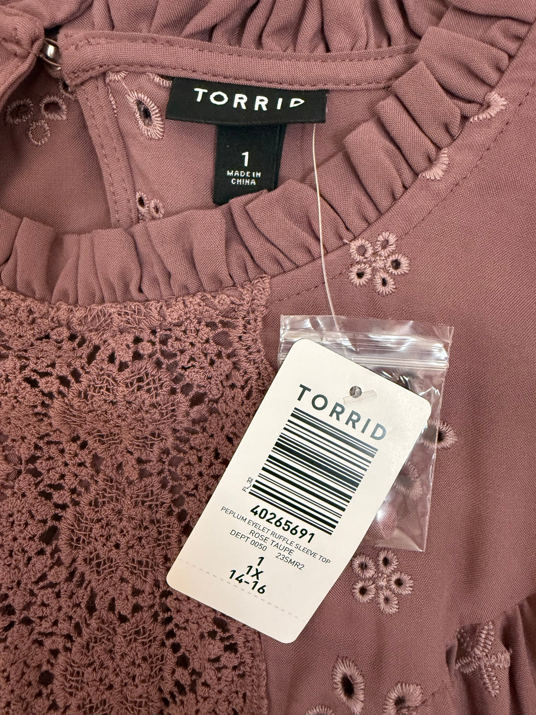 Torrid Eyelet Embroidered Peplum Blouse Rose Taupe NWT Sz1/1X