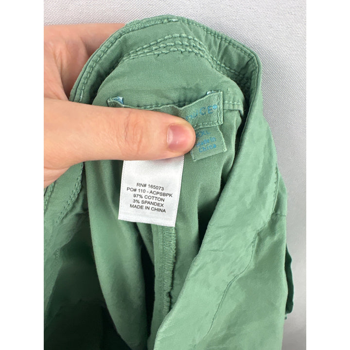 Women’s Fresh Produce XXL Sage Green Cargo Capris