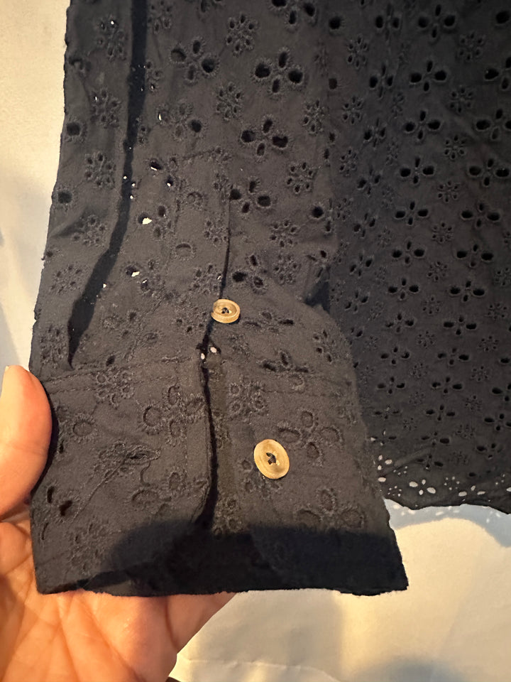 Women’s Maurices Navy Blue Eyelet Button Down Size XXL