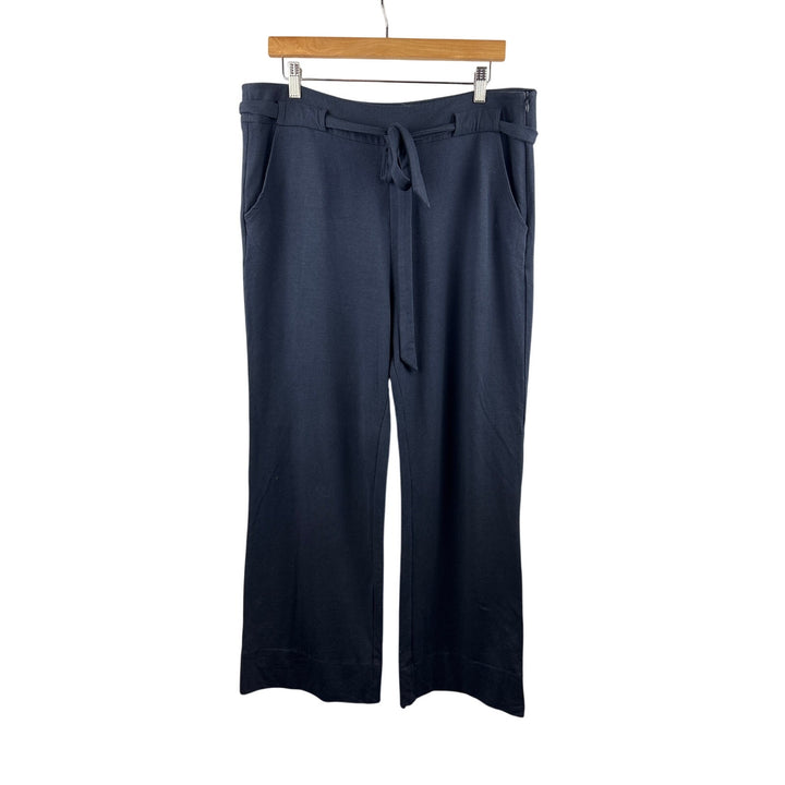 Women’s CAbi Size 14 Navy Blue Capri Pants