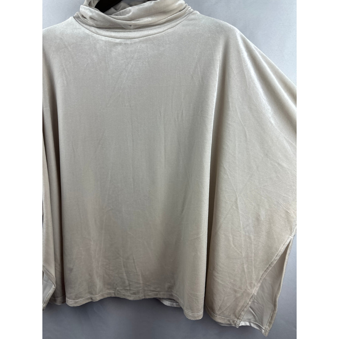 Women’s Luxe Wynne Layers Cream Velvet Turtleneck Size XL