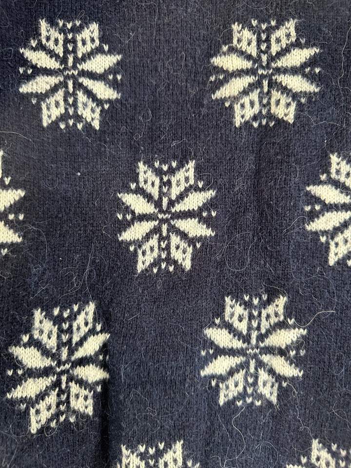 L.O.G.G. by H&amp;M Women’s Jacquard Knit Blue Sweater White Snowflakes Size XS