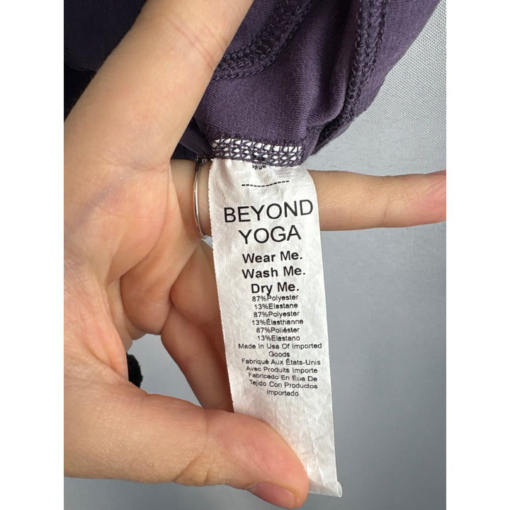 Women’s Beyond Yoga XS Purple Sports Bra