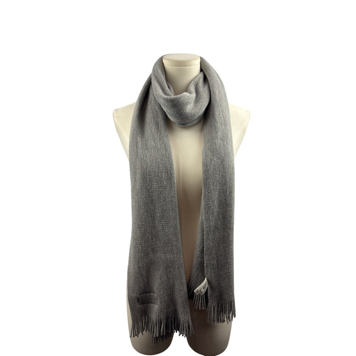 Women’s Calvin Klein Loght Grey Tasseled Scarf