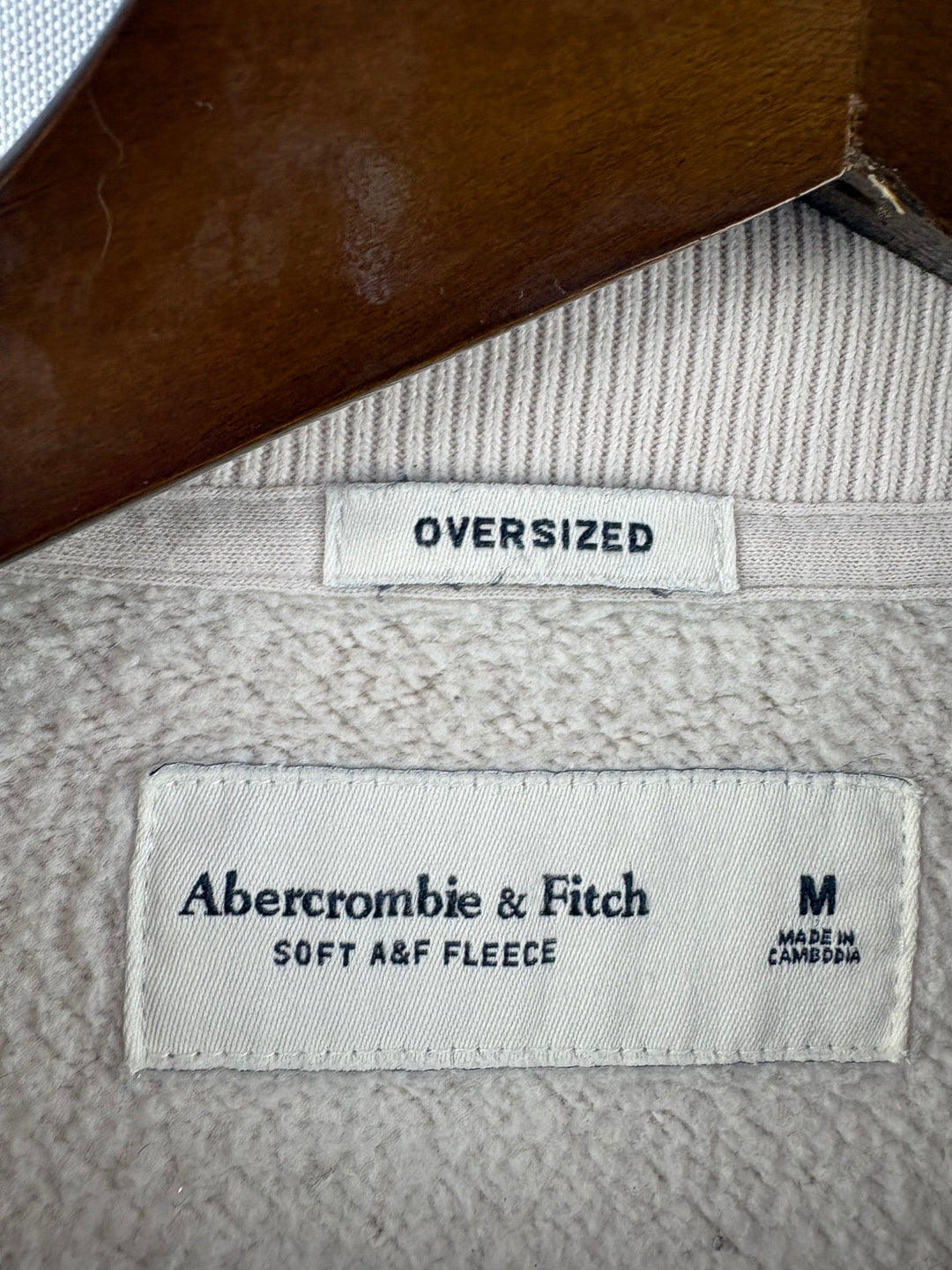 Men’s Abercrombie & Fitch Medium Cream Oversized Crewneck