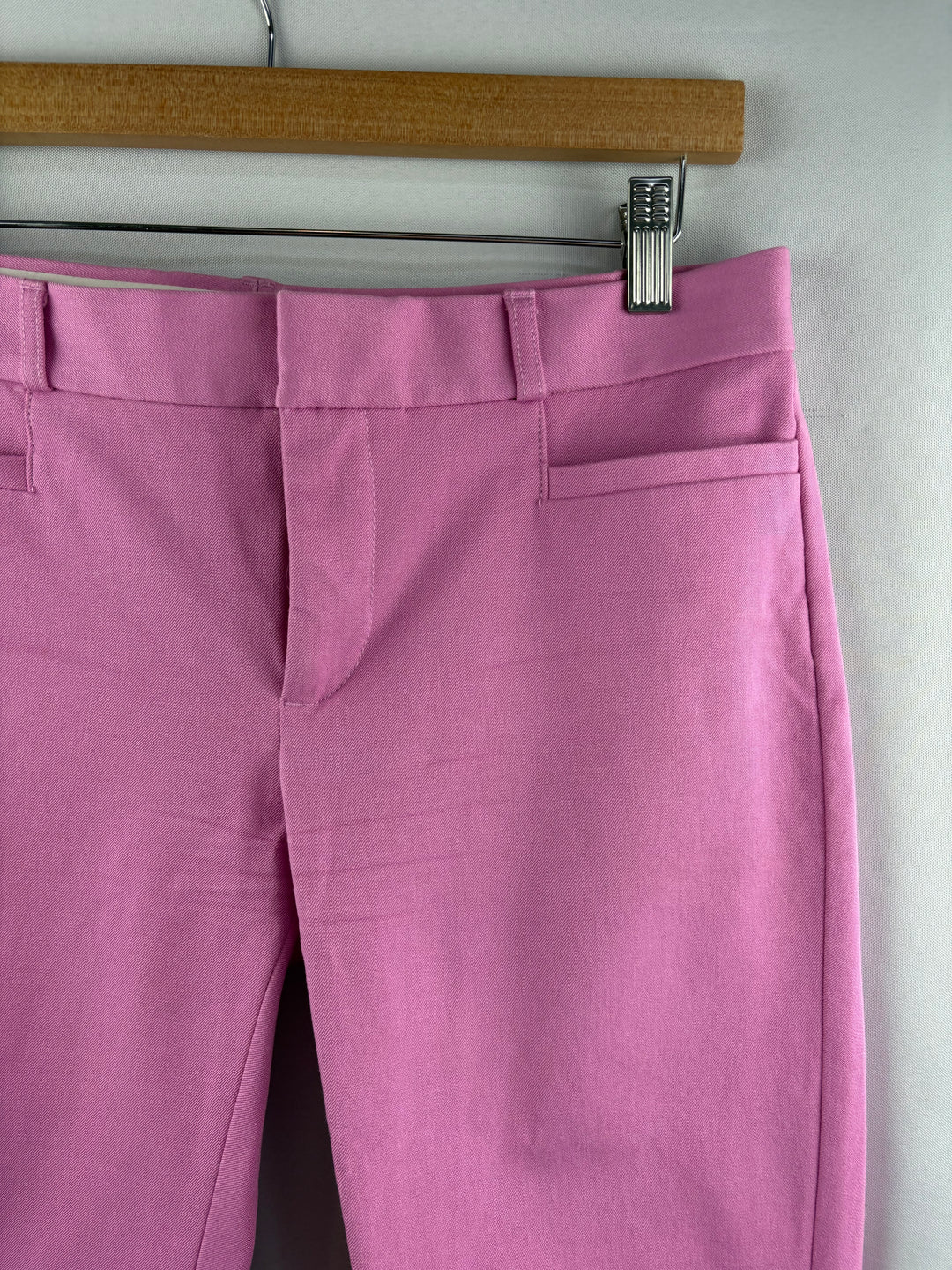 Women’s Banana Republic Size 4 Bubblegum Pink Slacks
