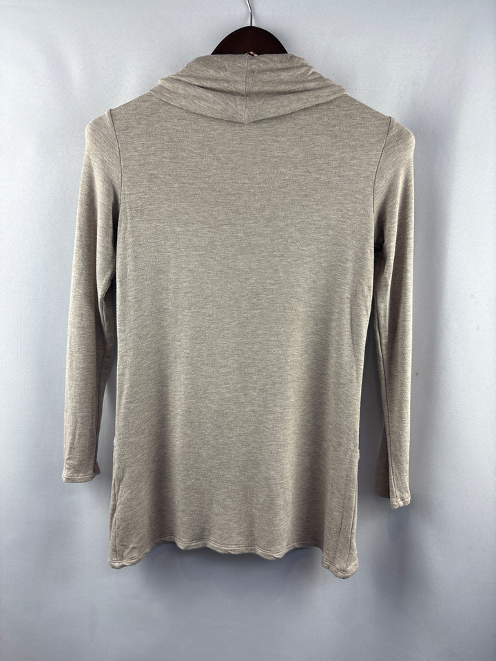 Women’s Magnolia Grace Small Beige Mockturtleneck Sweatshirt