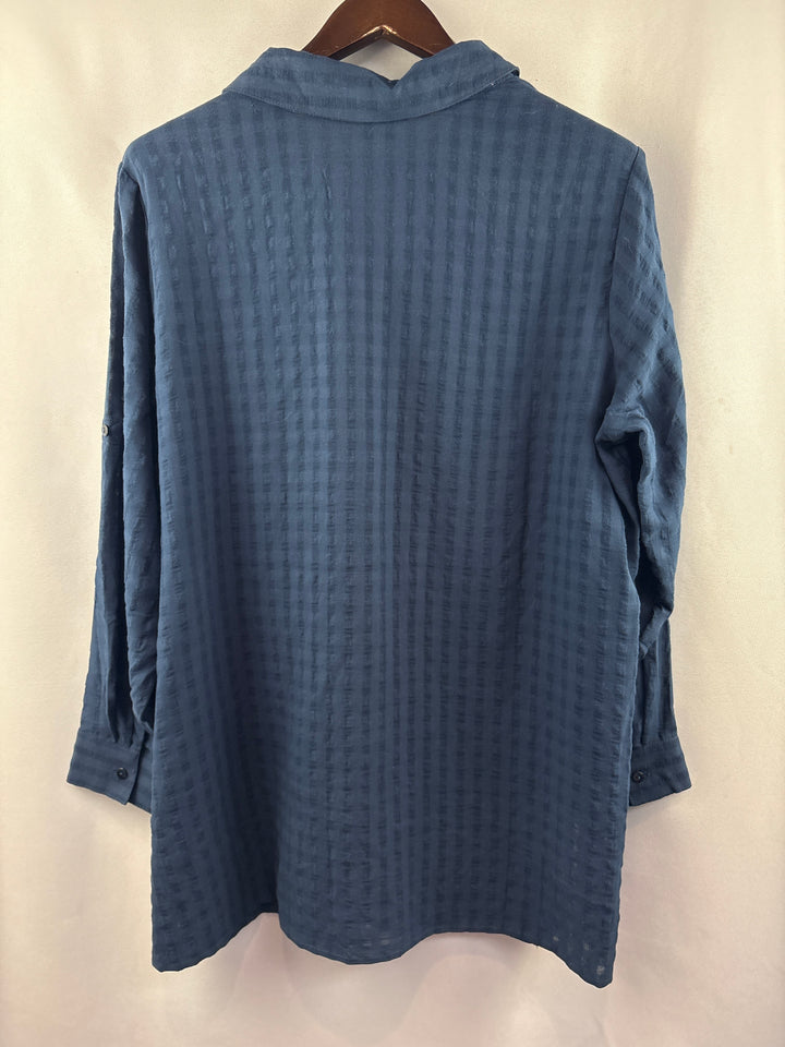 Women’s Joan Rivers Size 1X Navy Square Patterned Button Up