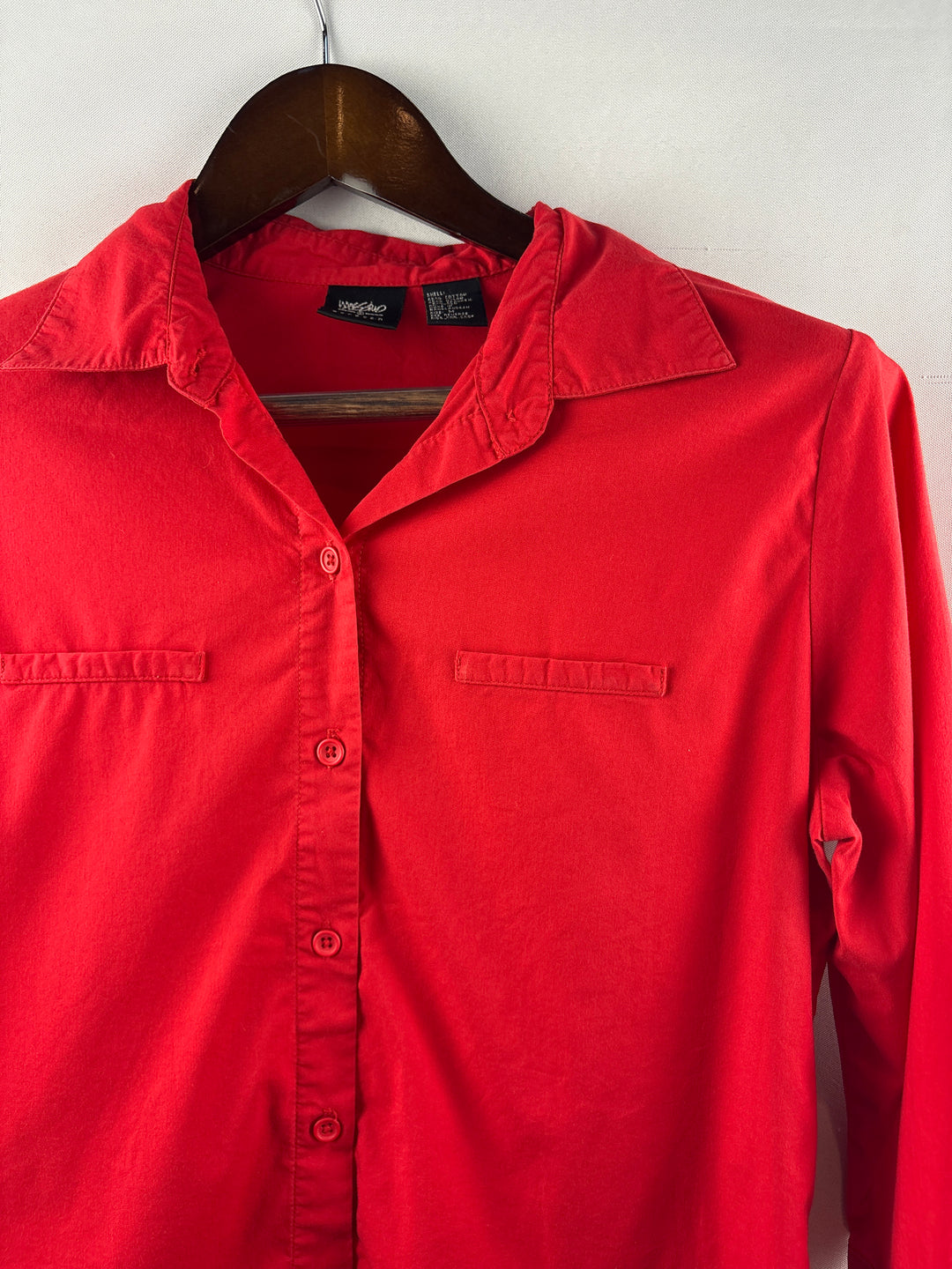 Women’s Mossimo Medium Bright Red Button Up