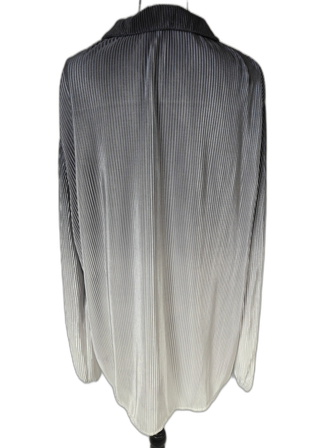 Women Akira Pleated Button Down Tunic Blouse Black Gray White XL