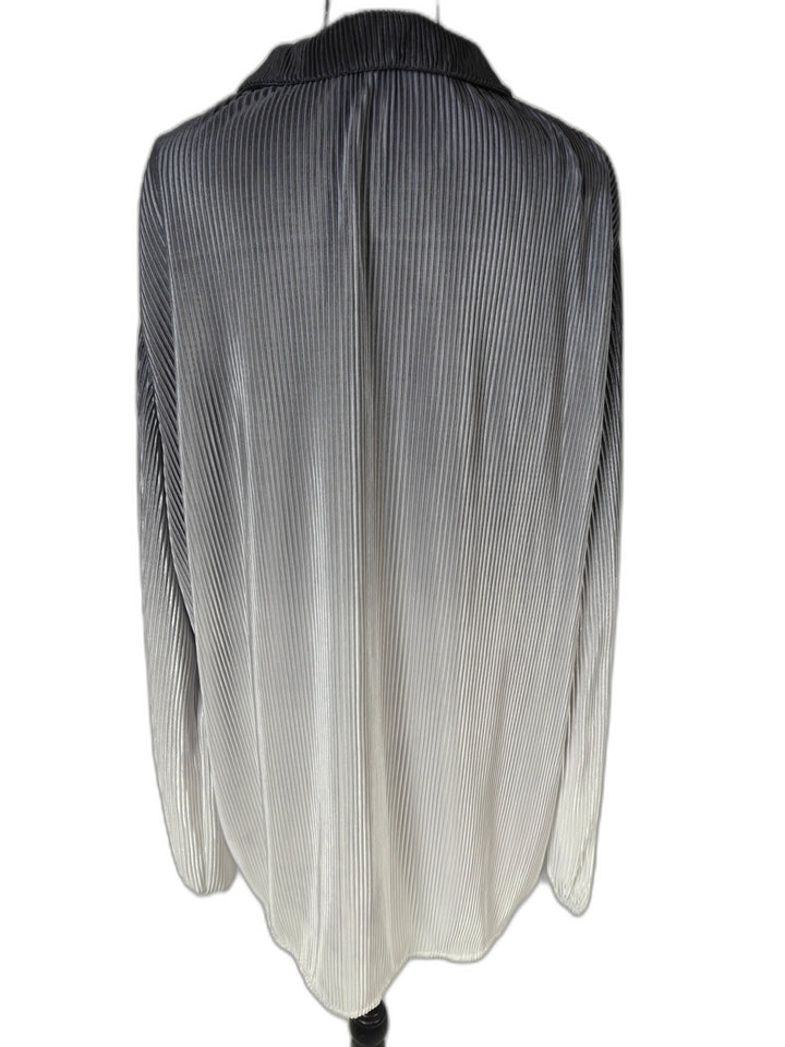 Women Akira Pleated Button Down Tunic Blouse Black Gray White XL