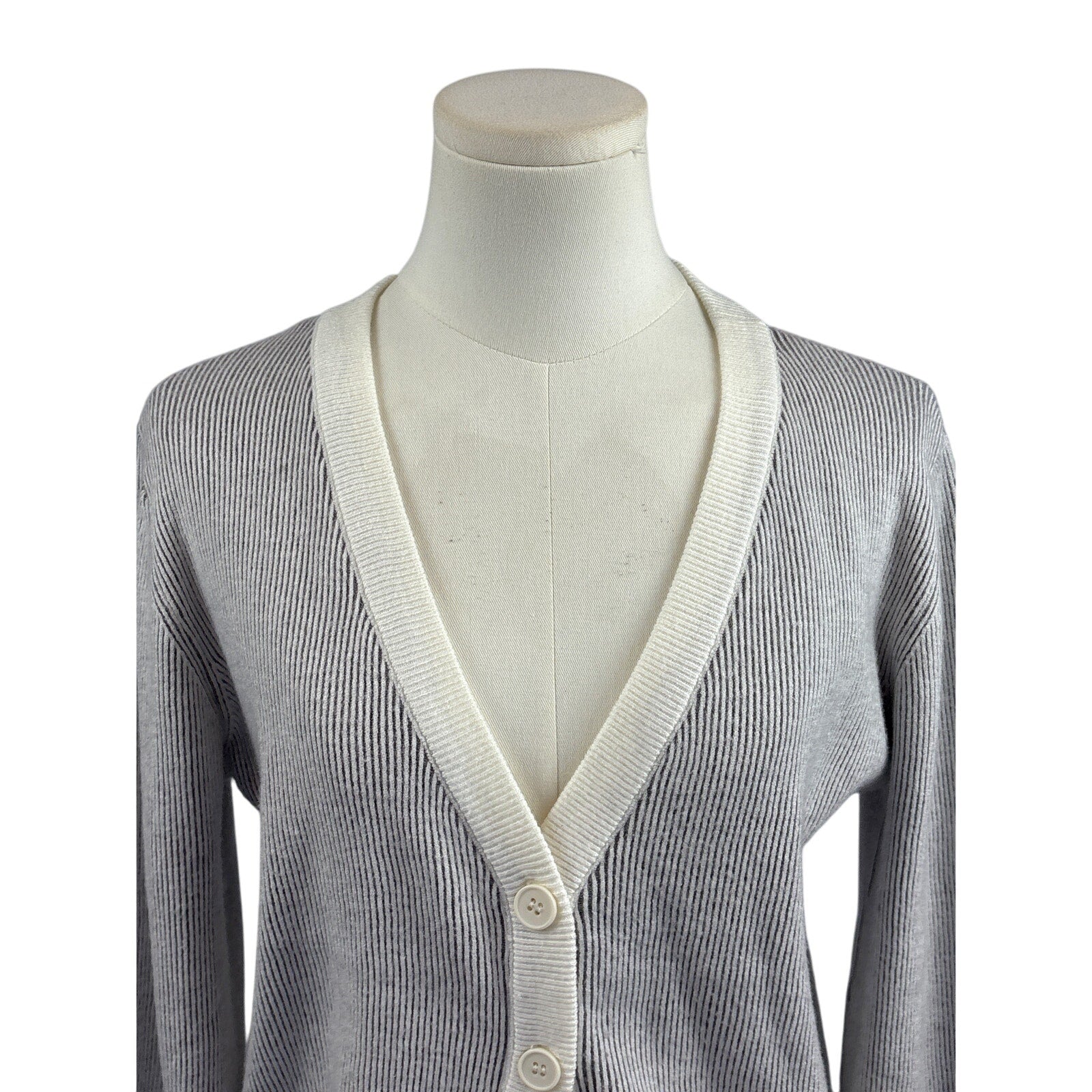 Common Thread Women’s Button-Up Cardigan Sz M/L – Soft Viscose Blend Sweater