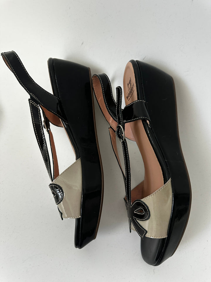 Wonders Black Patent Leather &amp; Cream Wedge Slingback Sandals EU 41