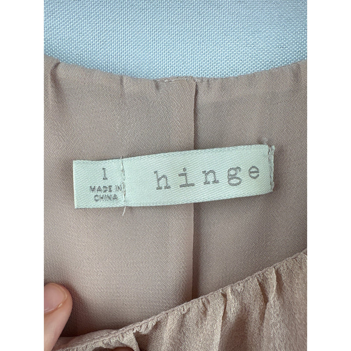 Women’s Hinge Size 1 Peachy Nude Flowy Blouse