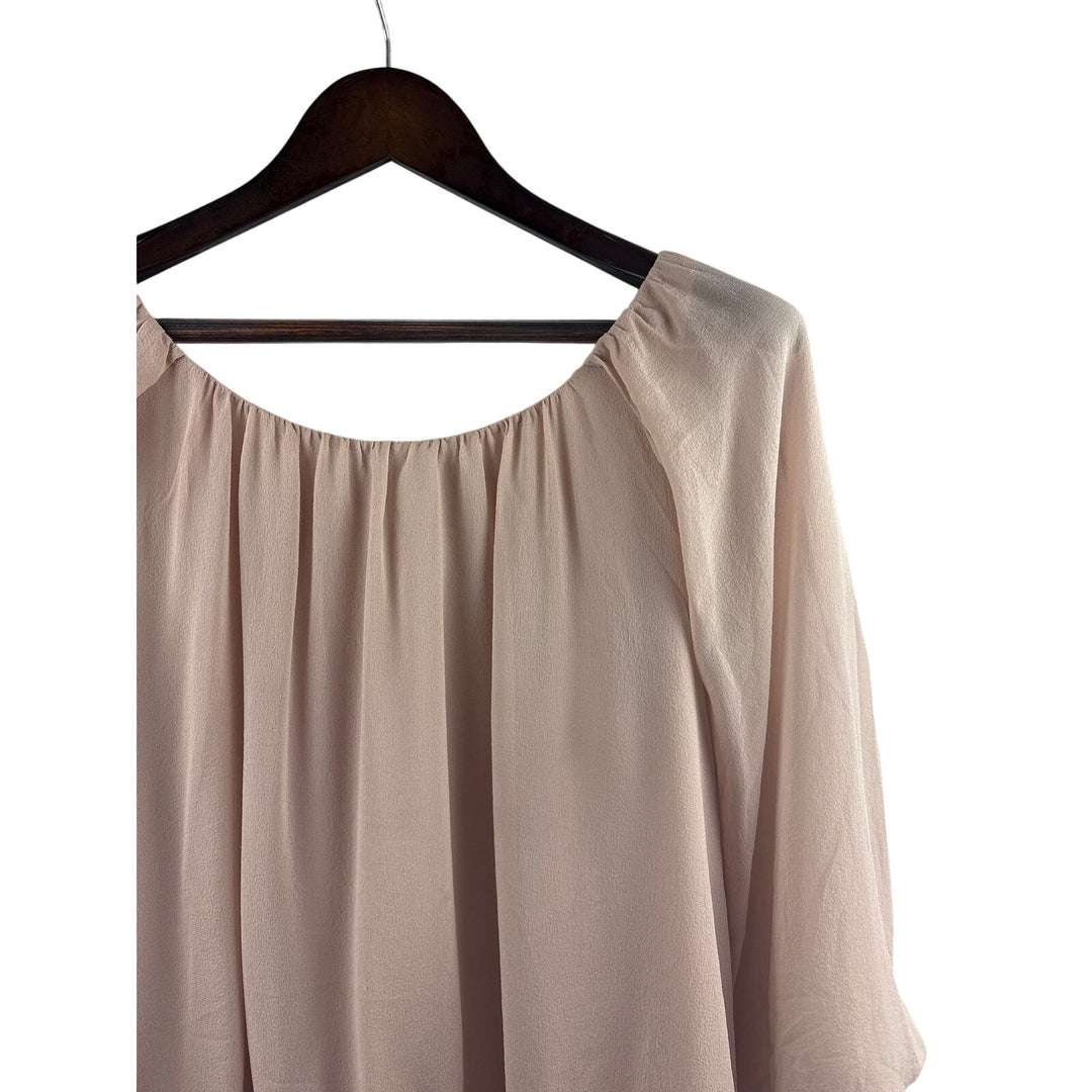 Women’s Hinge Size 1 Peachy Nude Flowy Blouse