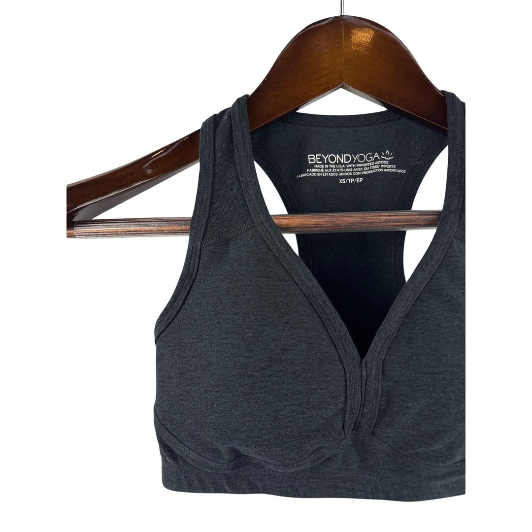 Women’s Beyond Yoga XS Black Sports Bra