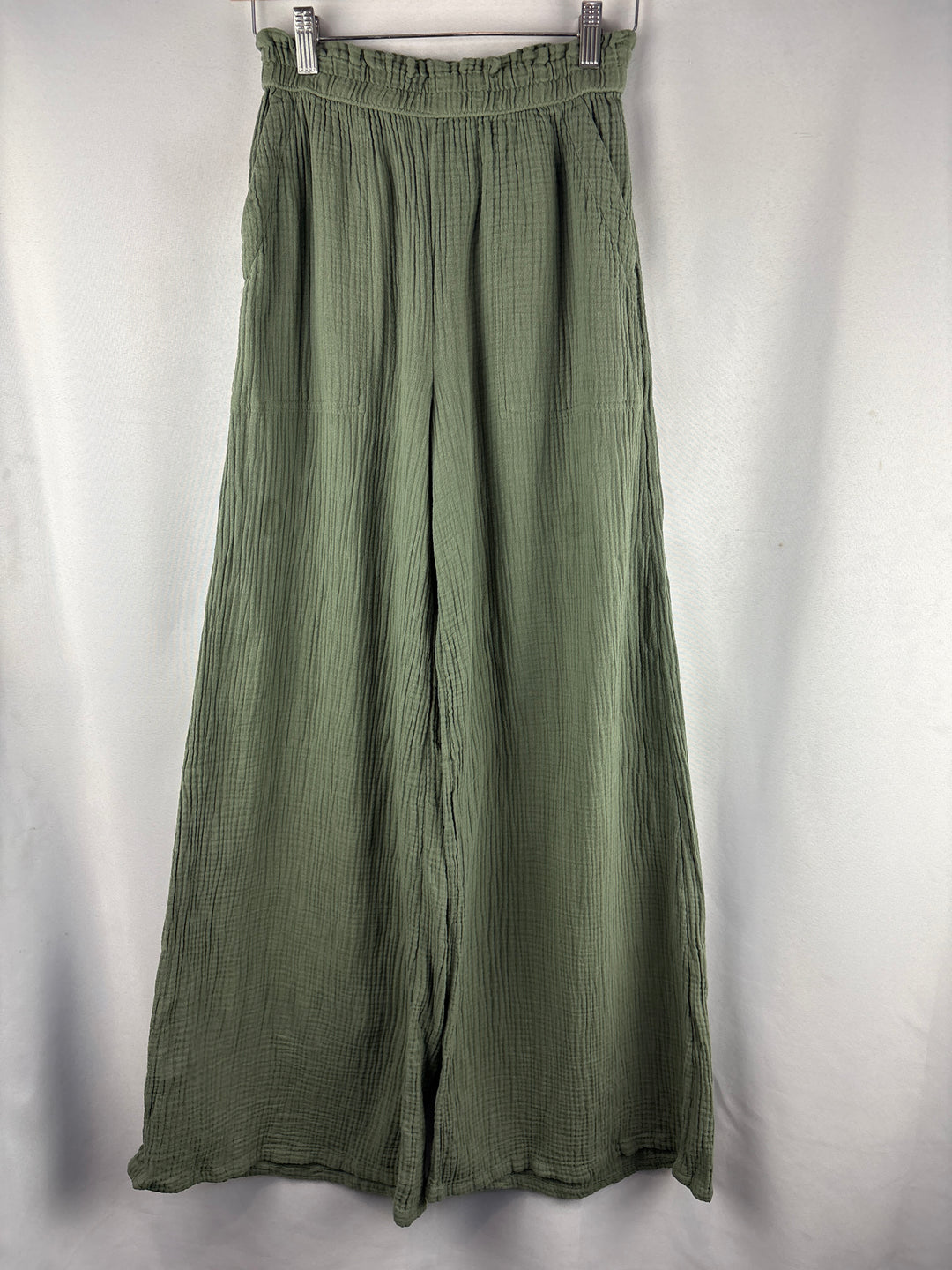 Women’s Aerie Small Sage Green Flowy Lounge Pants