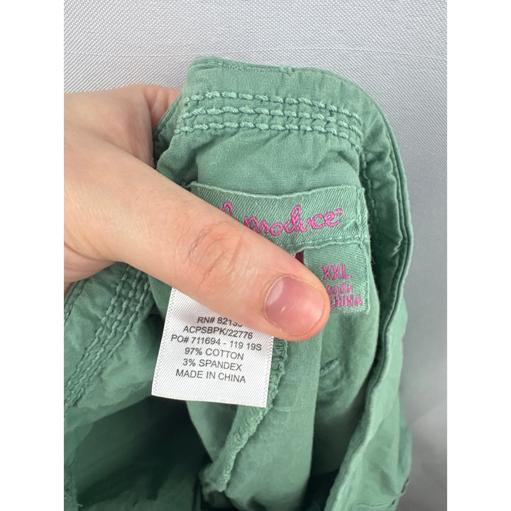 Women’s Fresh Produce XXL Sage Green Cargo Capris