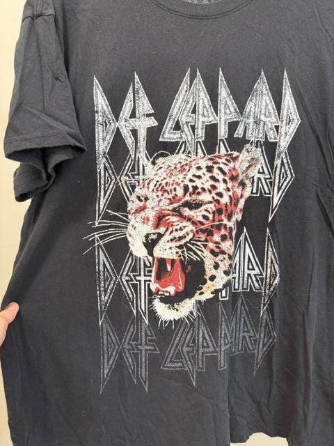 Def Leppard Leopard Graphic Band Tee Black SzXXL