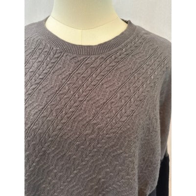 Women’s Vera Wang Grey/Black Sweater Sz M/L