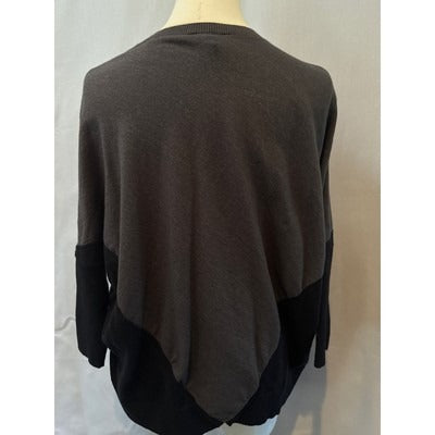 Women’s Vera Wang Grey/Black Sweater Sz M/L