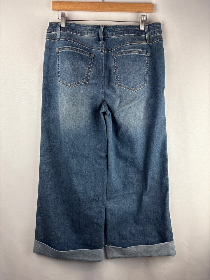 Women’s 1822 Denim Size 10/30 Blue Wide Leg Jeans