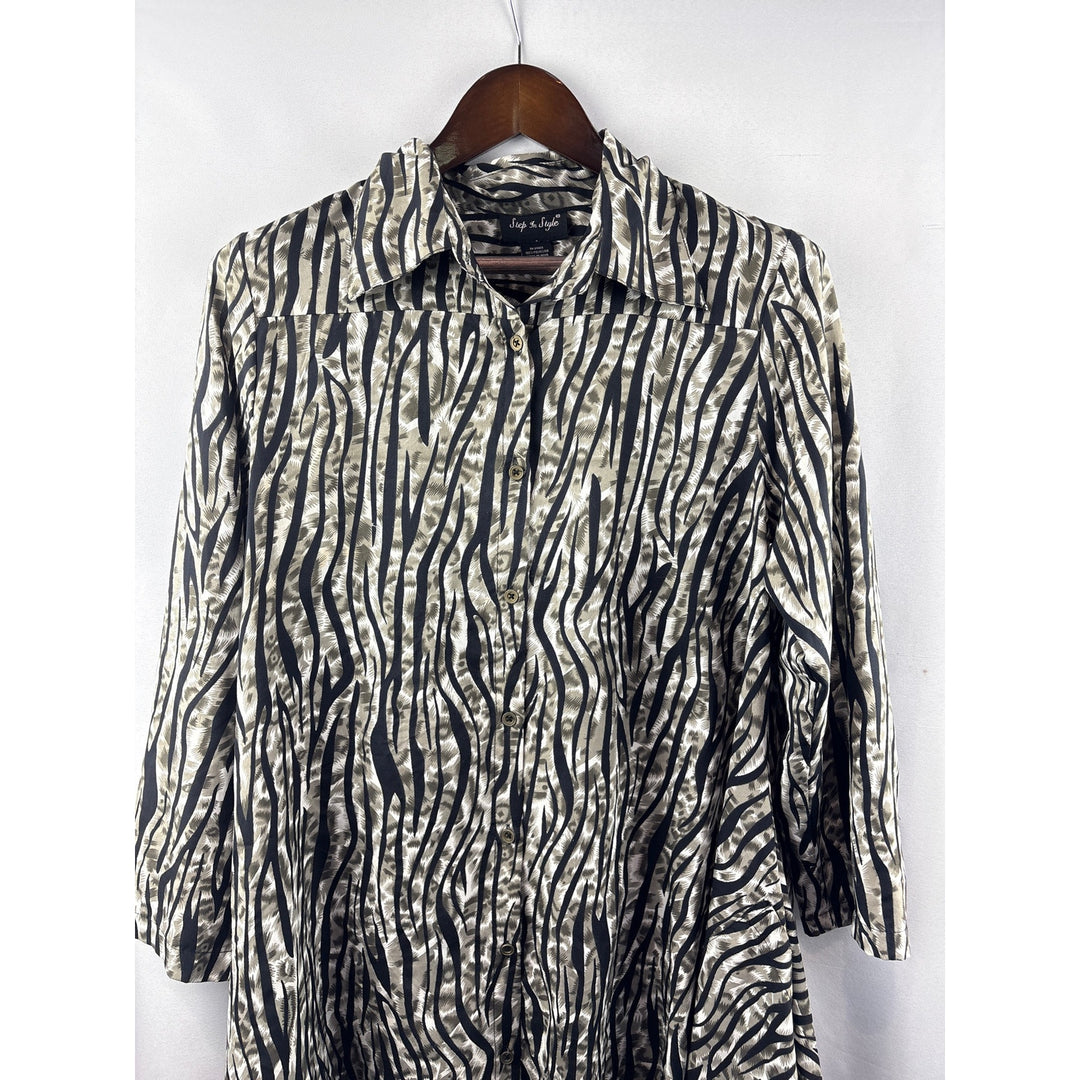 Women’s Step in Style Medium Black & Gray Zebra Striped Dress