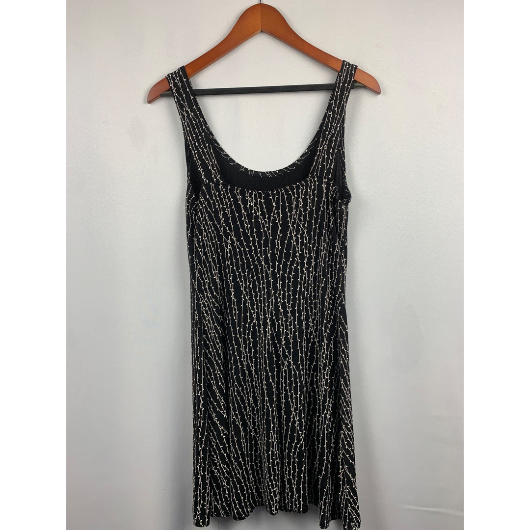 All That Jazz Black & Ivory Sleeveless Dress M