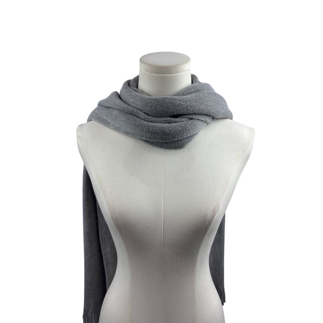 Women’s Calvin Klein Loght Grey Tasseled Scarf