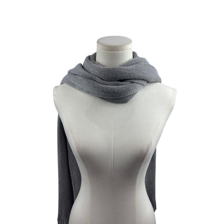 Women’s Calvin Klein Loght Grey Tasseled Scarf