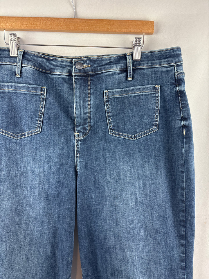 Women’s NYDJ Size 16 Dark Wash Blue Wide Leg Jeans
