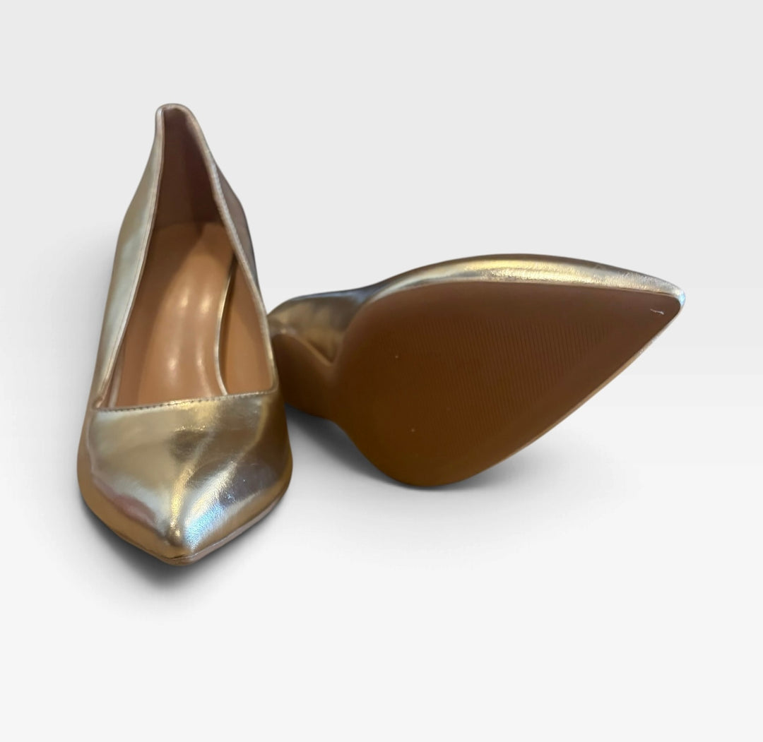 Womens Metallic Gold Pointed Toe Stiletto Heels Size 6 Disco Y2K