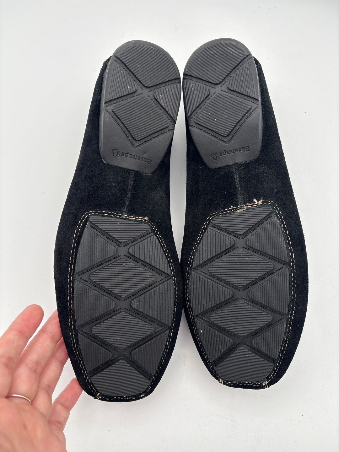 Womens Baretraps Size 9 Black Suede Loafers Red Floral Embroidery Silver Studs