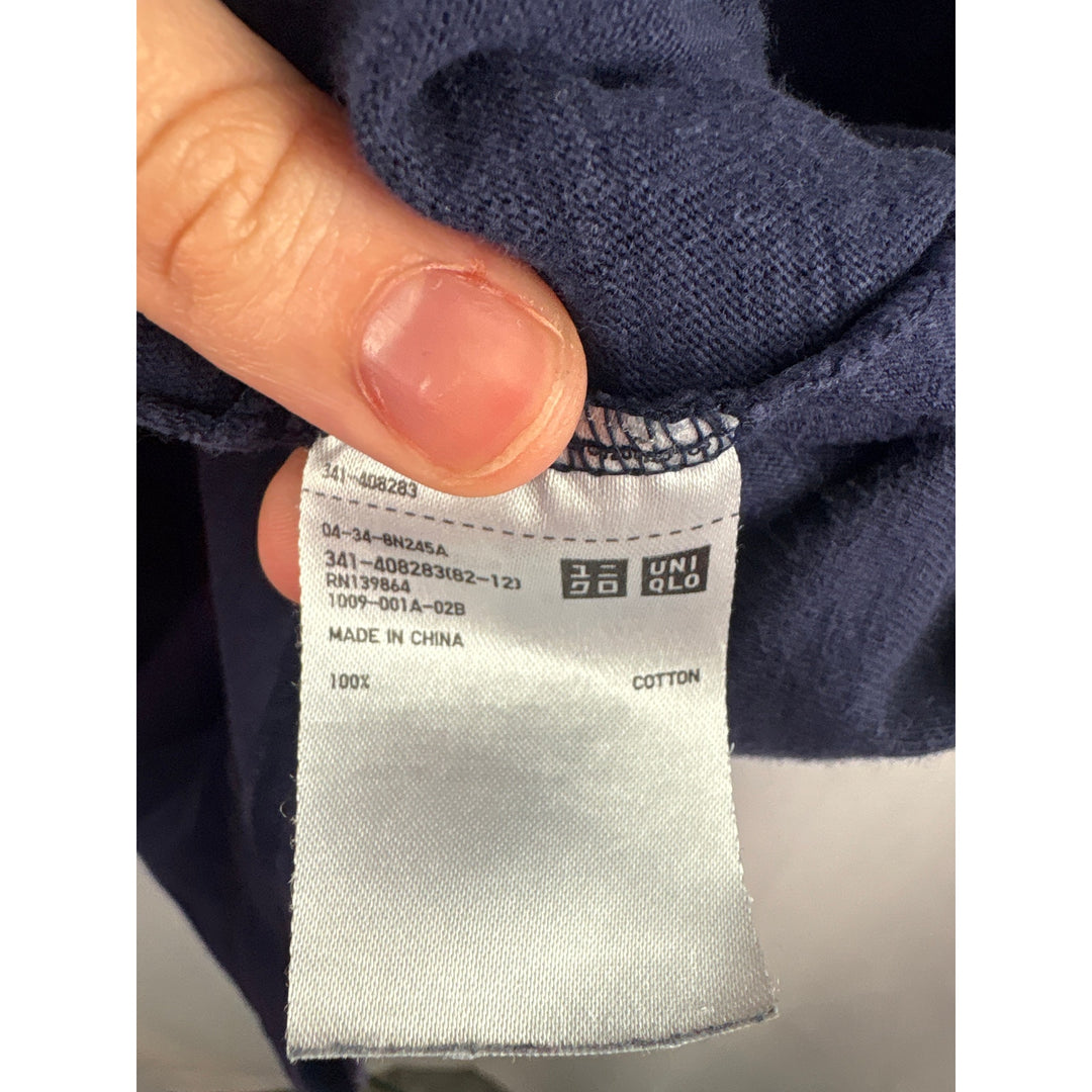 Women’s UniQlo Medium Navy Blue T-Shirt w/ Mountain Pattern Pocket