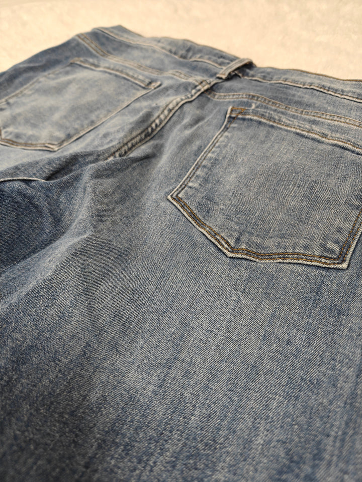 Womens Banana Republic Straight Crop Jeans Medium Wash Size 32 Long