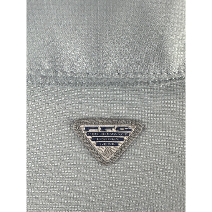 Women’s Columbia Large Light Blue Gray Button Up Shirt