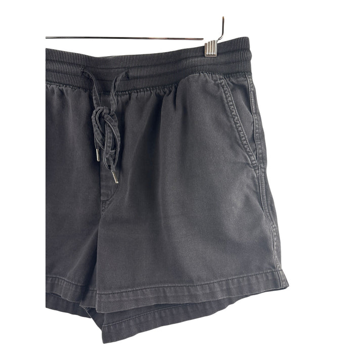 Women’s GAP Medium Black Lounge Shorts w/ Drawstring