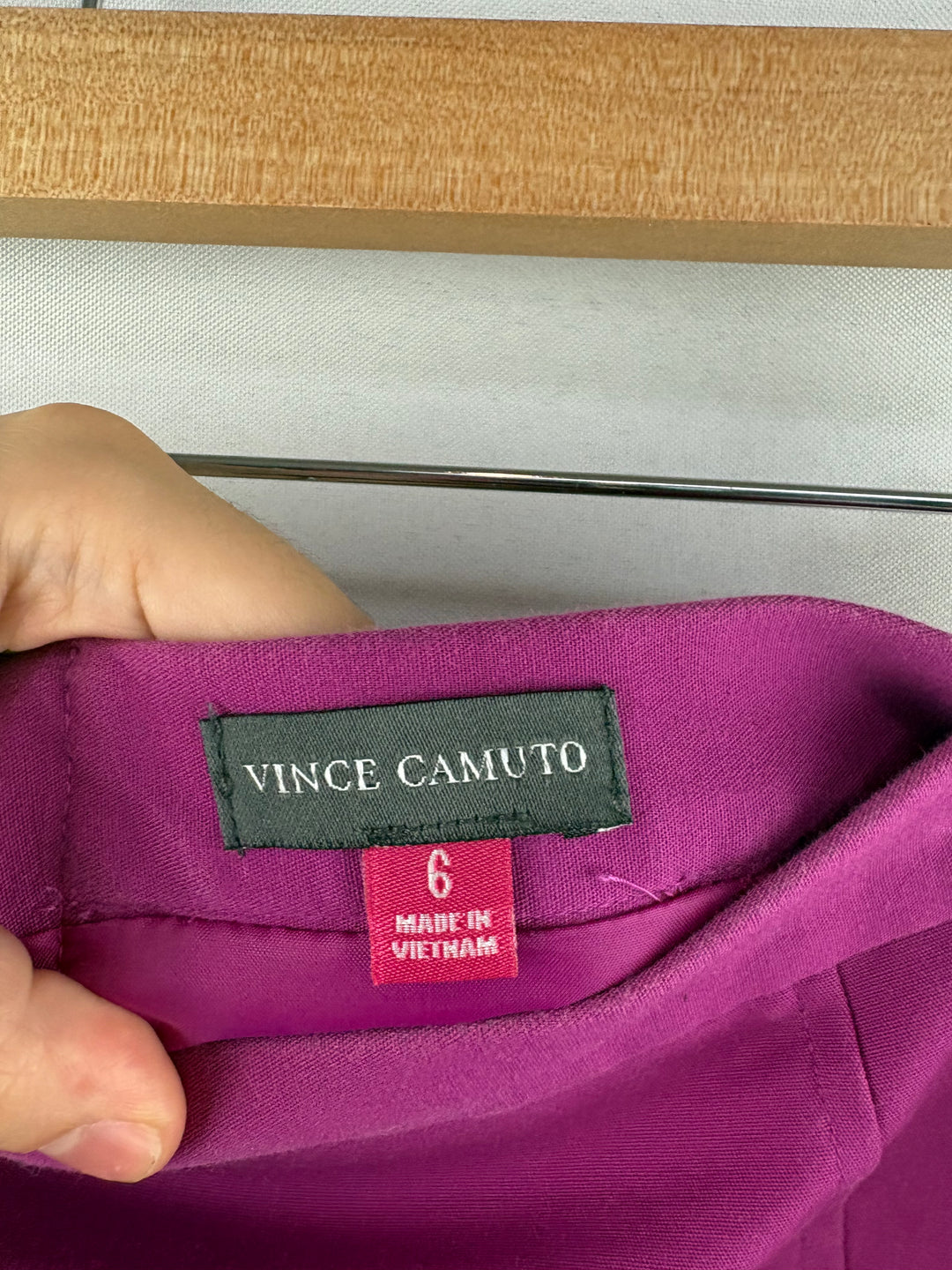 Women’s Vince Camuto Size 6 Vibrant Purple Pencil Skirt