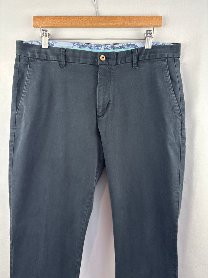 Men’s Tommy Bahama Size 36x30 Navy Blue Straight Leg Pants