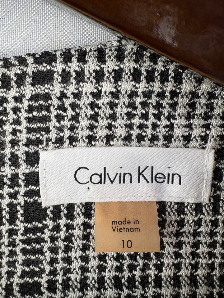 Women’s Calvin Klein Size 10 White & Black Plaid Midi Dress