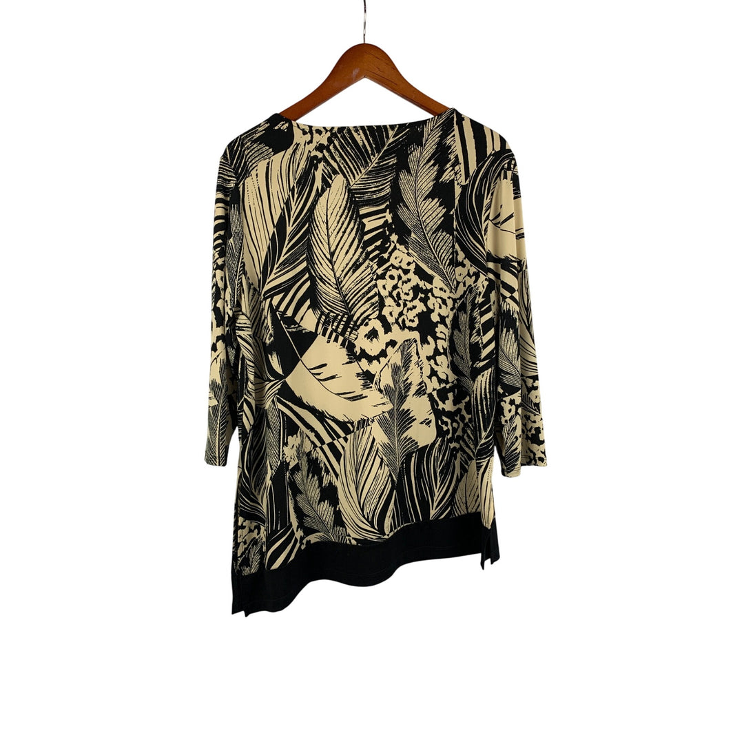 Chicos Womens Size 2 Black & Cream V-Neck Top With Leaf & Animal Print