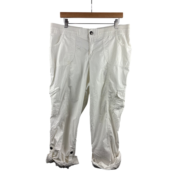 Women’s Lane Bryant Size 14 White Cargo Capris