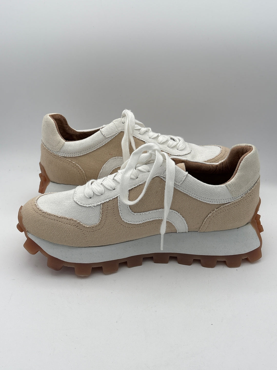 Womens Walnut Melbourne Two Inch Platform Sneakers Canvas White Beige Size 9