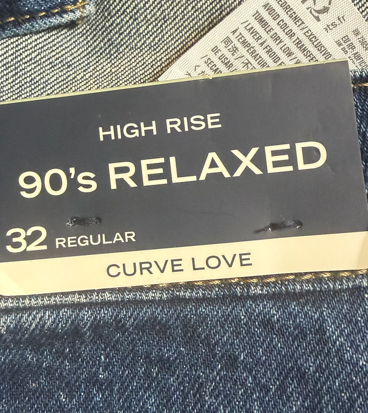 Abercrombie &amp; Fitch Curve Love 90s Relaxed Jeans Size 32 NWT High Rise Wide Leg