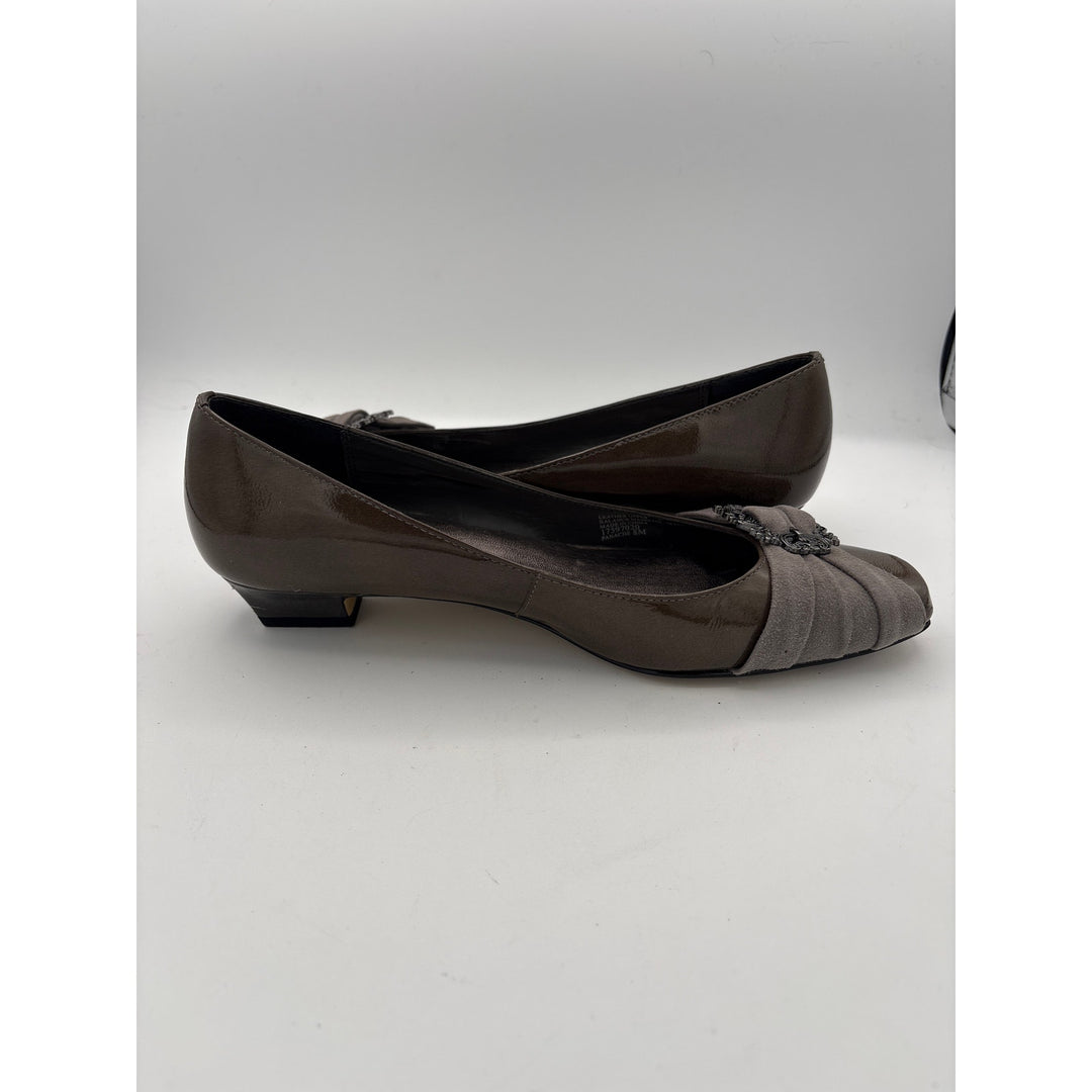 Women’s Franco Sarto Size 8 Brown Patent Leather Buckle Flats