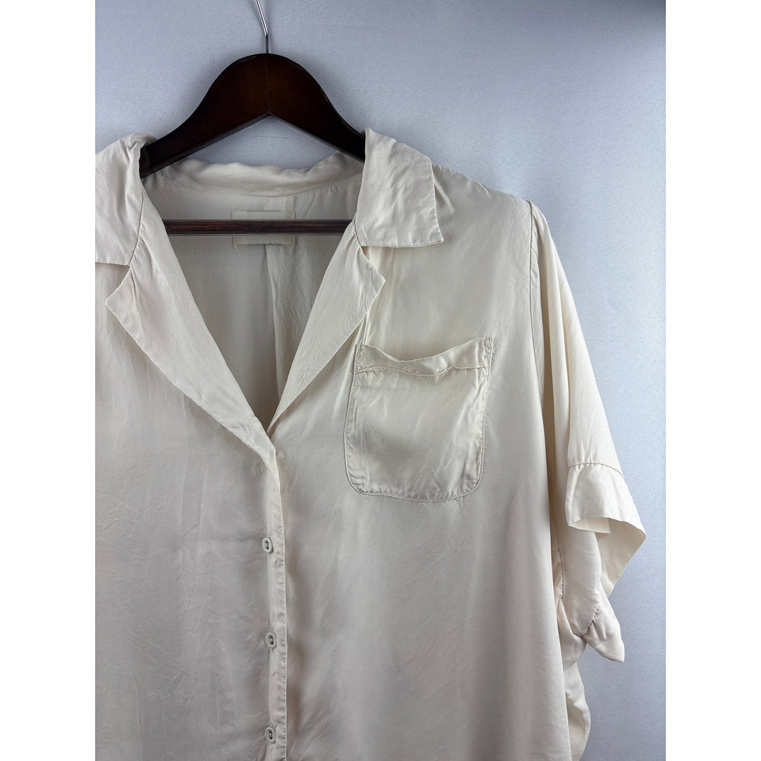 Women’s Dissh Size 10 Cream Short Sleeve Button Up