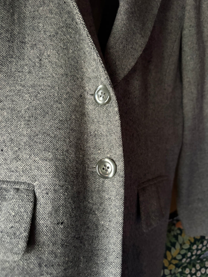 Vintage Pendleton Gray Wool Blazer Jacket Womens Size 12P Made in USA