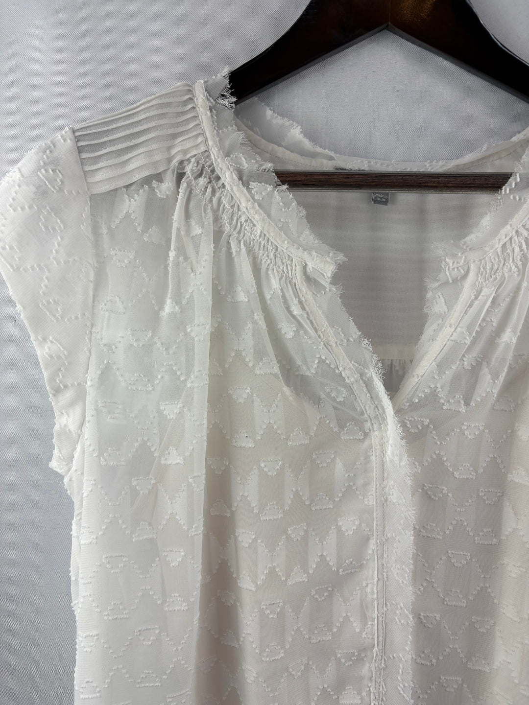 Women’s Daniel Rainn Medium White Short Sleeve Blouse